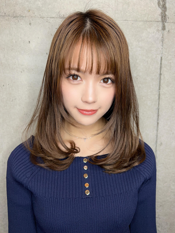 アッシュベージュ　内巻きレイヤー　ミルクティーベージュ　マロンベージュ