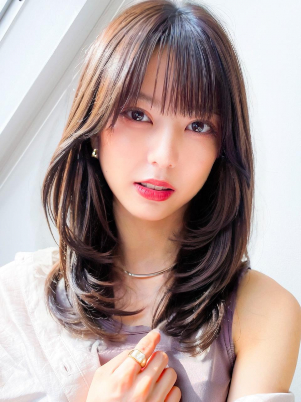 シースルーバング透明感カラーレイヤーカットレイヤー