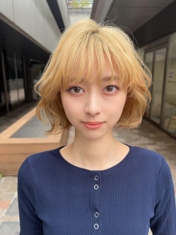 レイヤーボブ　ブランドカラー　ひし形ボブ