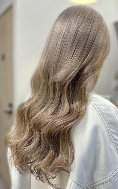 小顔秋カットふんわりレイヤー大人可愛いナチュラルブラウン