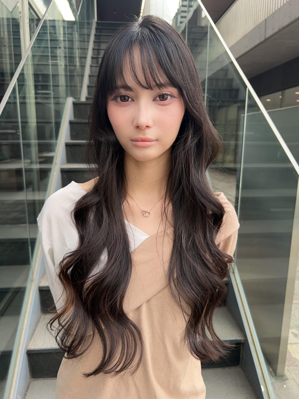 #ロングレイヤー#くびれヘア #アッシュベージュ#ヨシンモリ#ワンホンヘアー