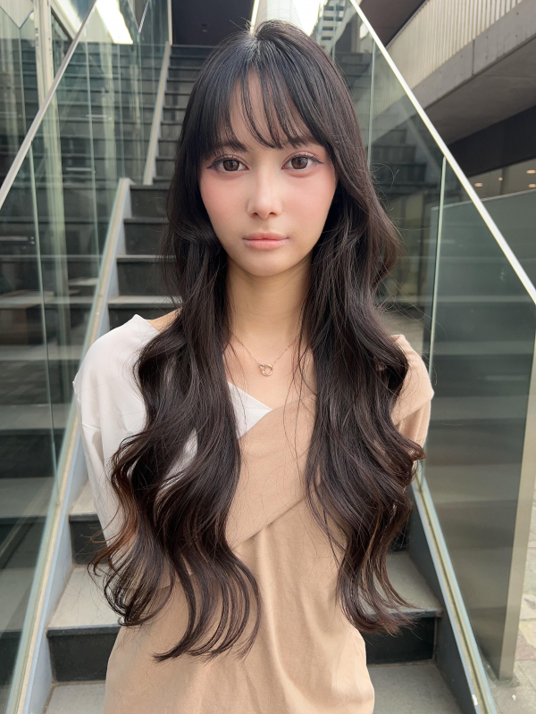 #ヨシンモリ#レイヤーカット#ミルクティーベージュ#ワンホンヘアー#アッシュベージュ