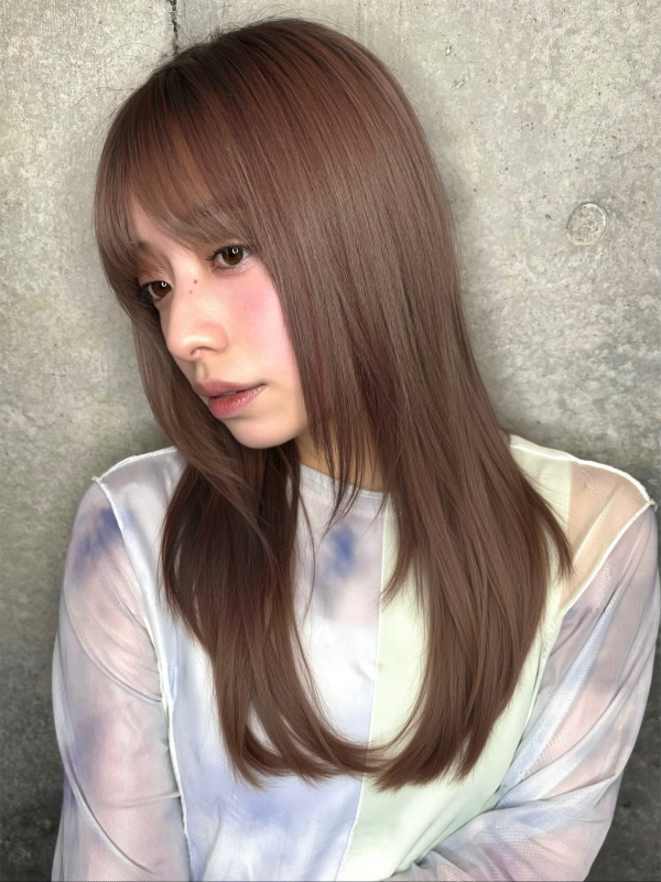 小顔秋冬カットふんわりレイヤー大人可愛いピンクベージュ