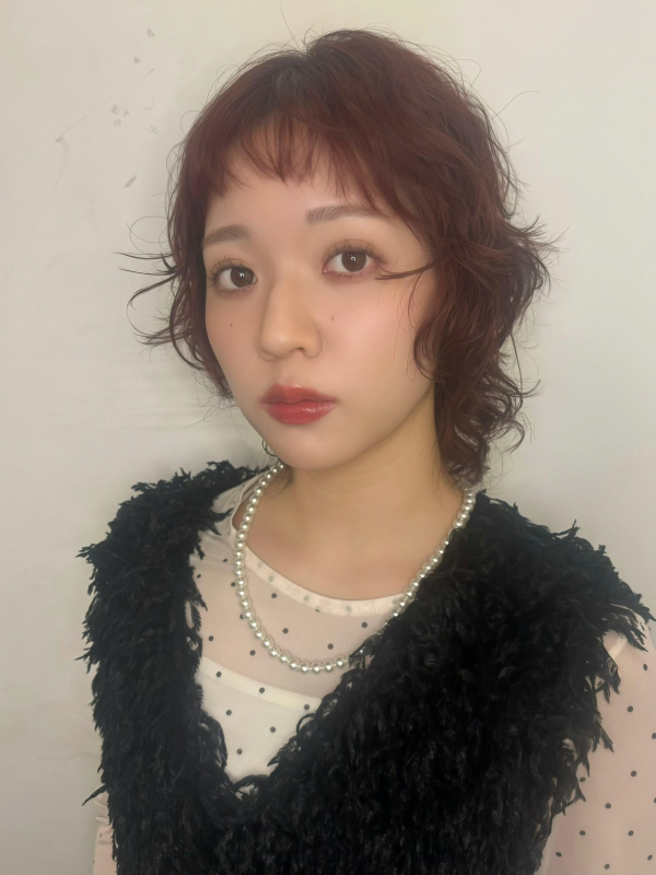 小顔冬カラー愛されショートボブヘーゼルブラウン大人可愛い