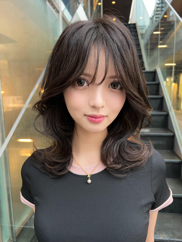 #外ハネミディアム#レイヤーカット #くびれへあ