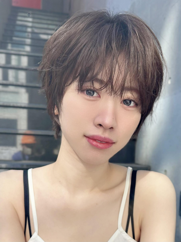 大人ショート大人かわいい冬カラー