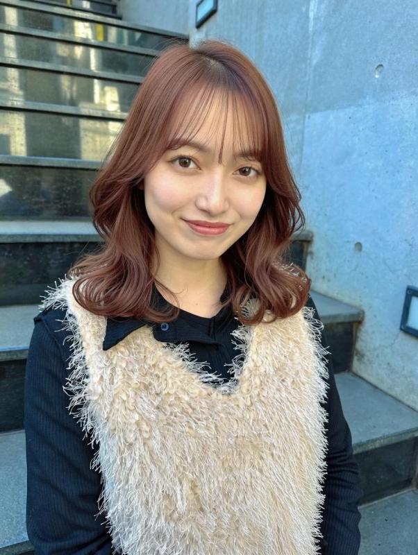 レイヤーカット透明感カラー冬カラーレイヤーミディ