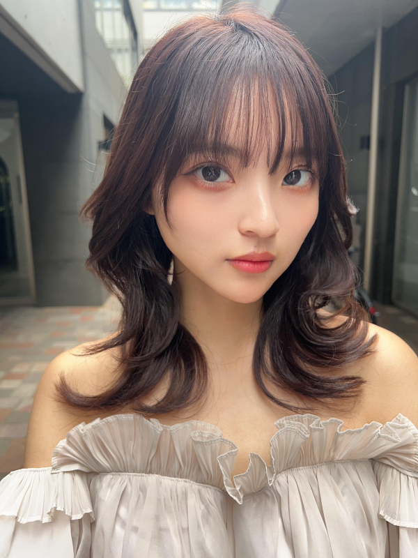 ハッシュカット、くびれヘア、くびれセミロング、ラベンダーアッシュ、くびれミディアム