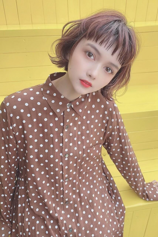 小顔夏カットふんわりレイヤー大人可愛いナチュラルブラウン